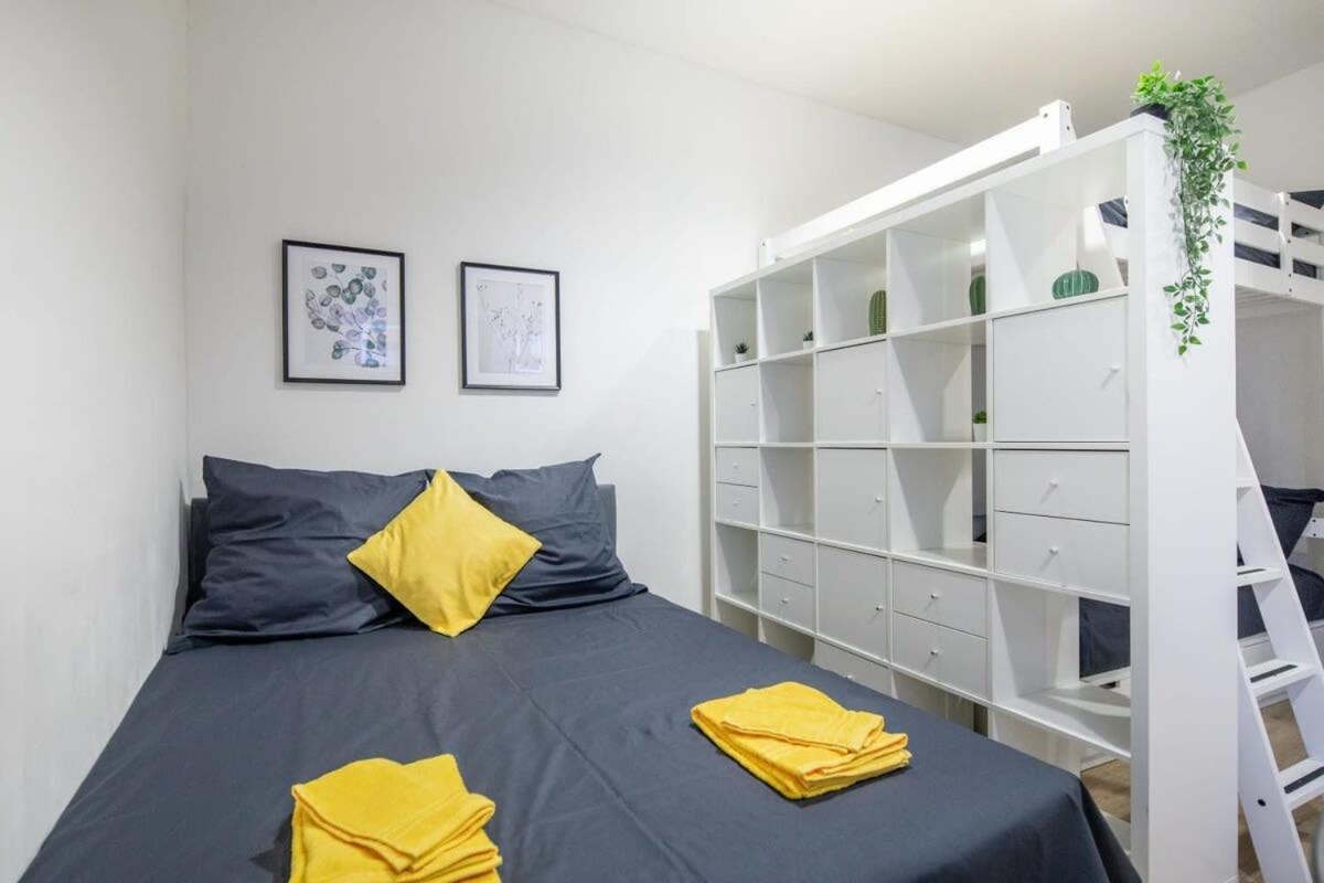 Studio Family Loft Self Checkin Street Parking 함브루크 외부 사진
